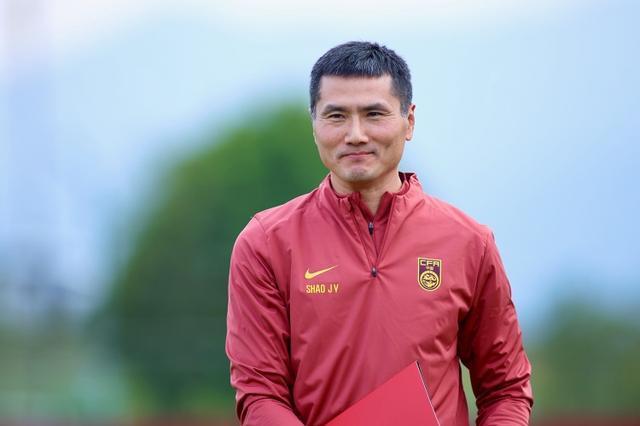 世界杯下载指南-新帅邵佳一率队出征FIFA系列赛 国足迎关键热身考验