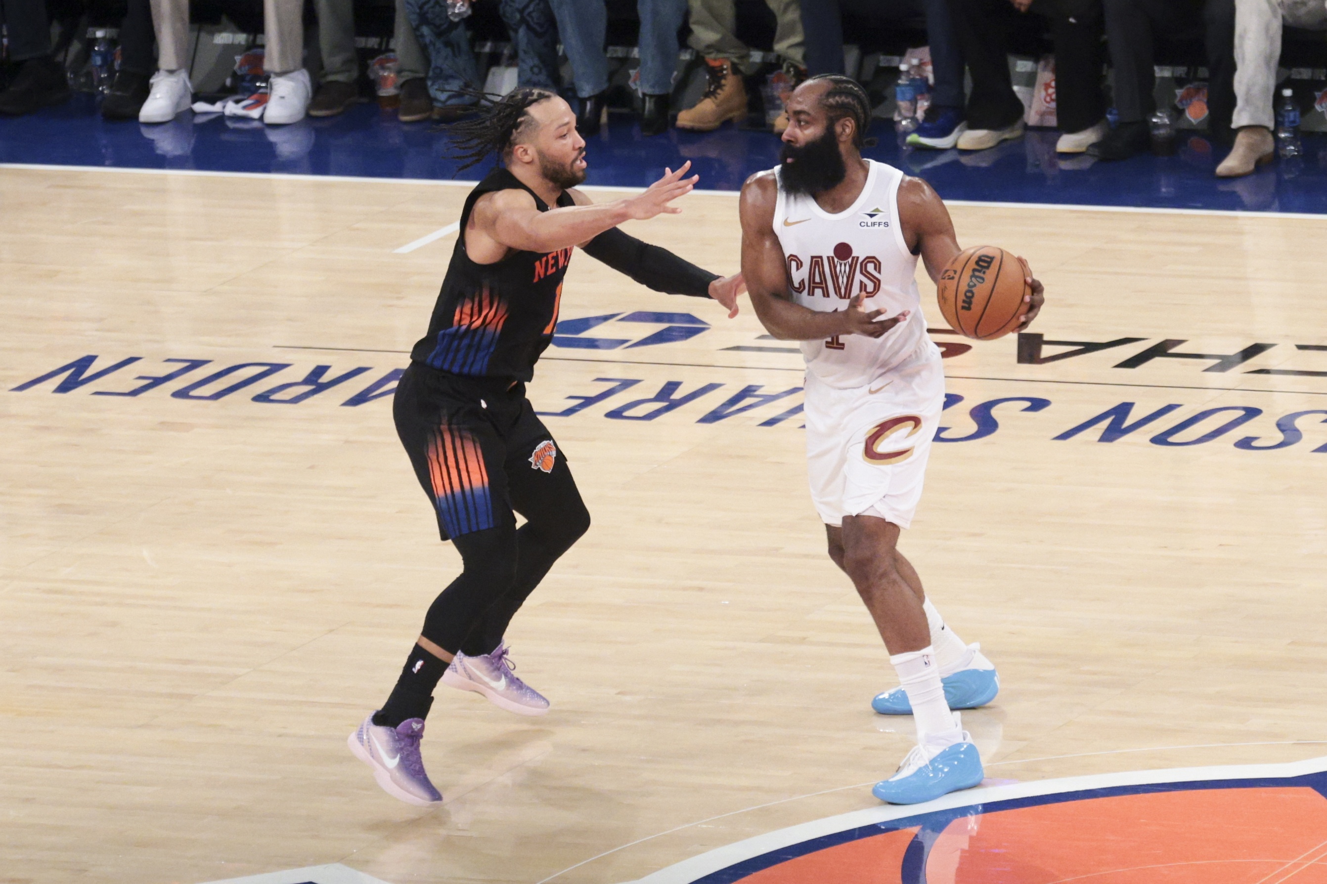 世界杯app下载-NBA彩经:拒绝横扫 骑士主场战胜尼克斯扳回一城